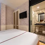 Khai Karakoey * Estambul