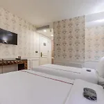 Khai Karakoey Hotel