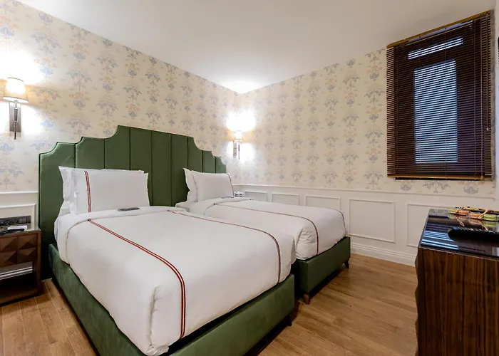 Khai Karakoey Istambul